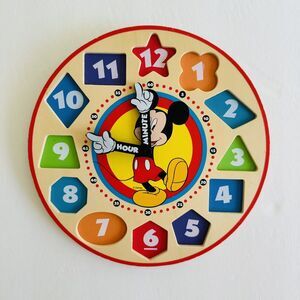 Learn to tell Time Melissa & Doug Disney Mickey Mouse Wooden Shape Clock *READ
